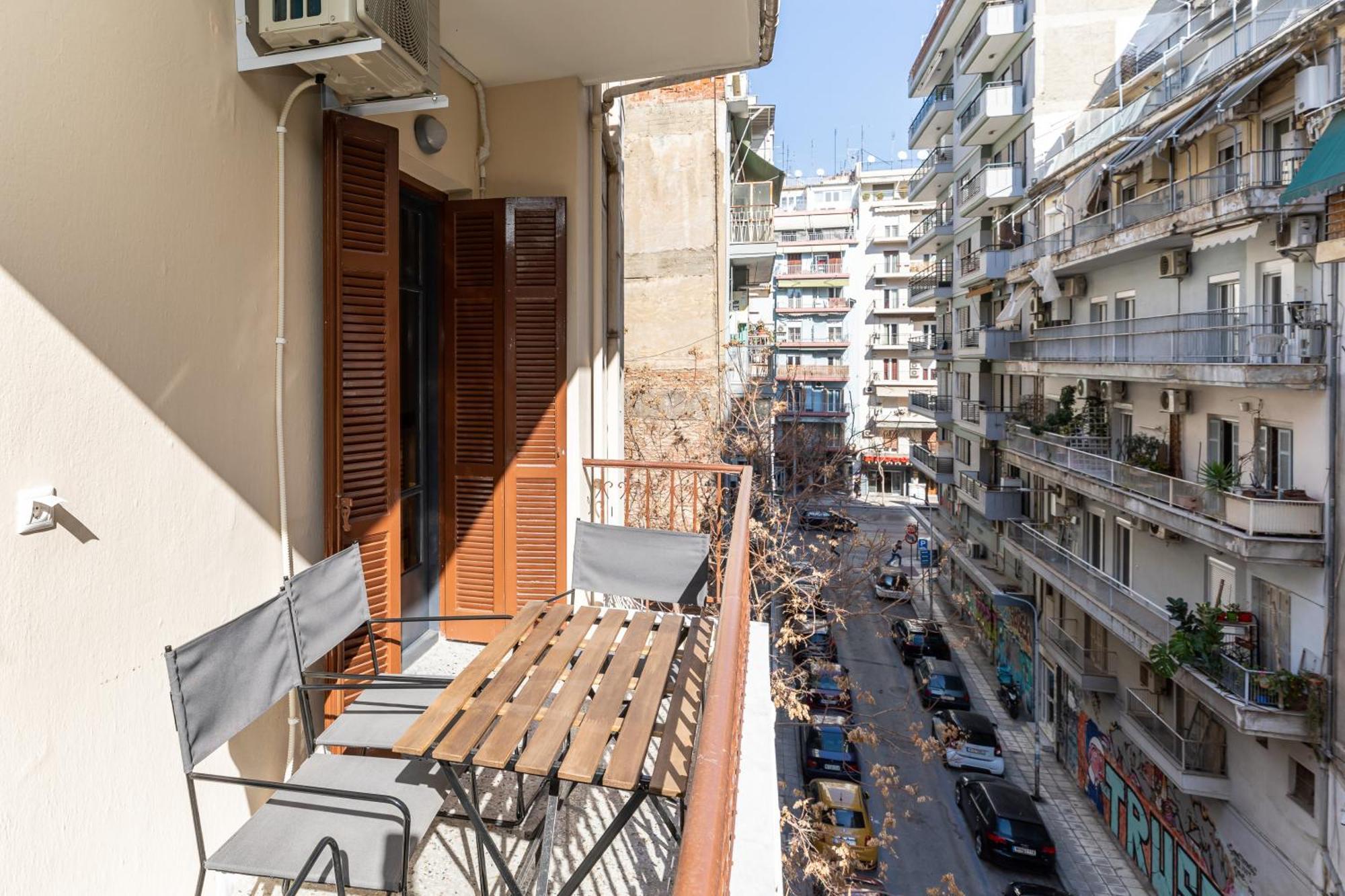 Vista By Halu!: Spacious City Centre Home Thessaloniki Buitenkant foto